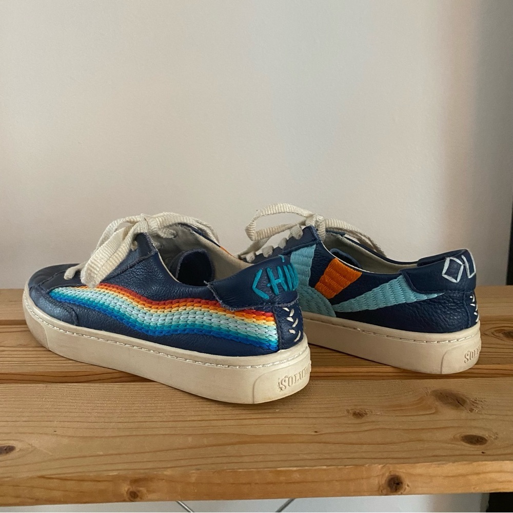 Soludos Blue Rainbow Wave Chill Out Embroidered Leather Sneaker 6.5 - Picture 11 of 15